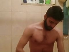 IRAQI ARAB BOY MUSLIM JERKS HIS COCK IN THE BATHROOM