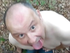 DAD SWALLOWS NOT SON OUTDOOR MATURE TWINK