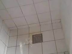 Pissing in shower